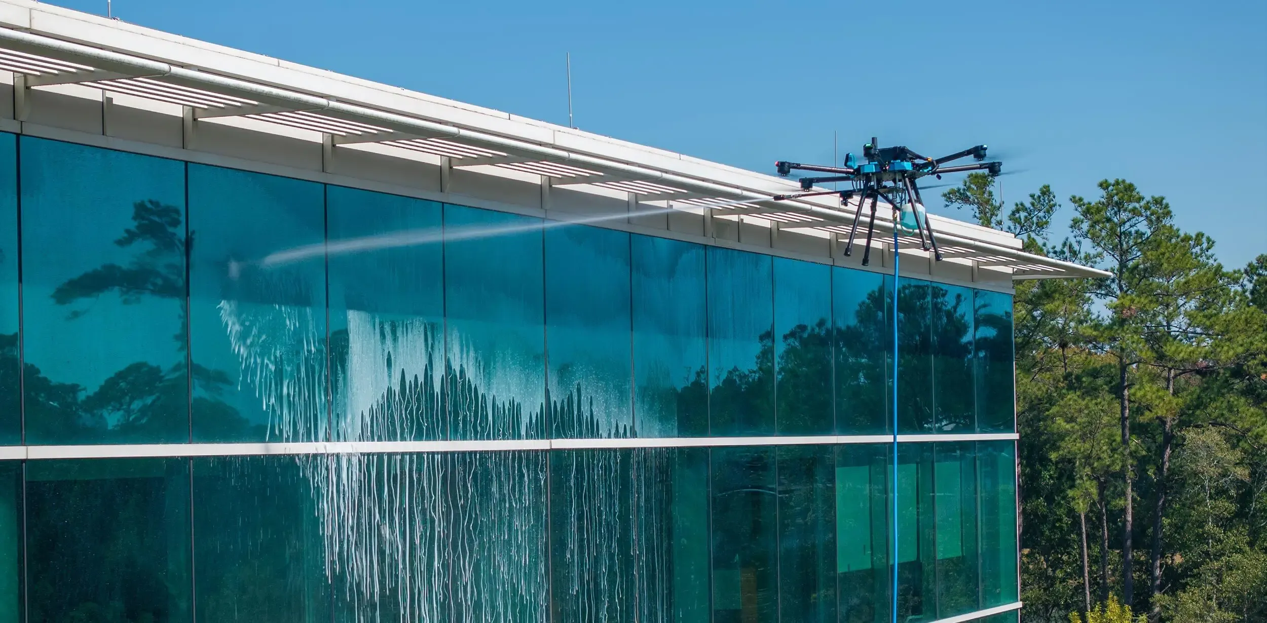 ECO-FRIENDLY CLEANING SOLUTIONS background